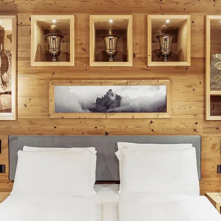 Alpina ***s Otel Cortina dʼAmpezzo