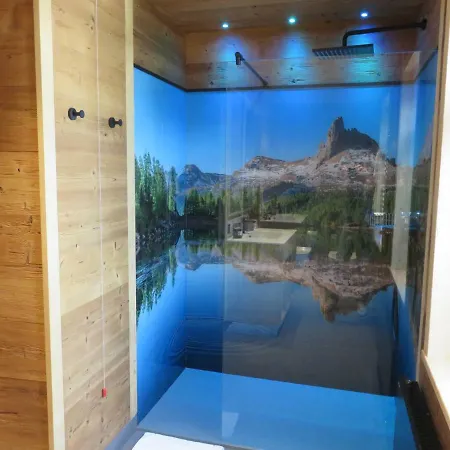 Alpina ***s Otel